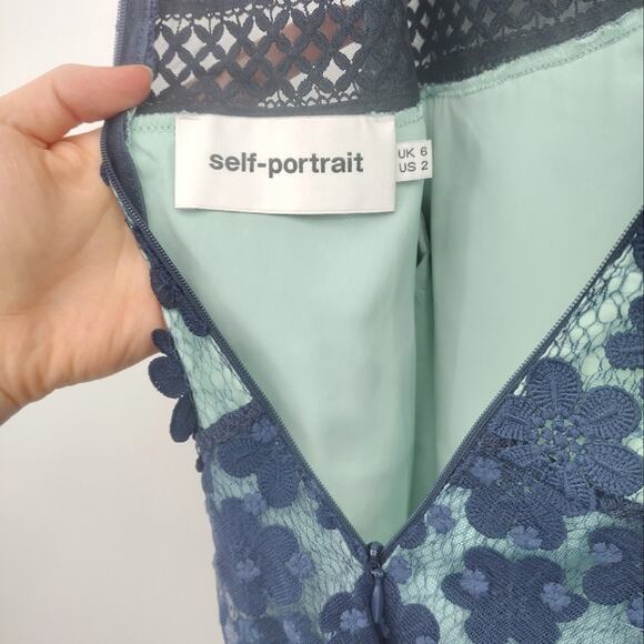 Self-portrait Self-Portrait Self-Portrait - Picture 13 of 16